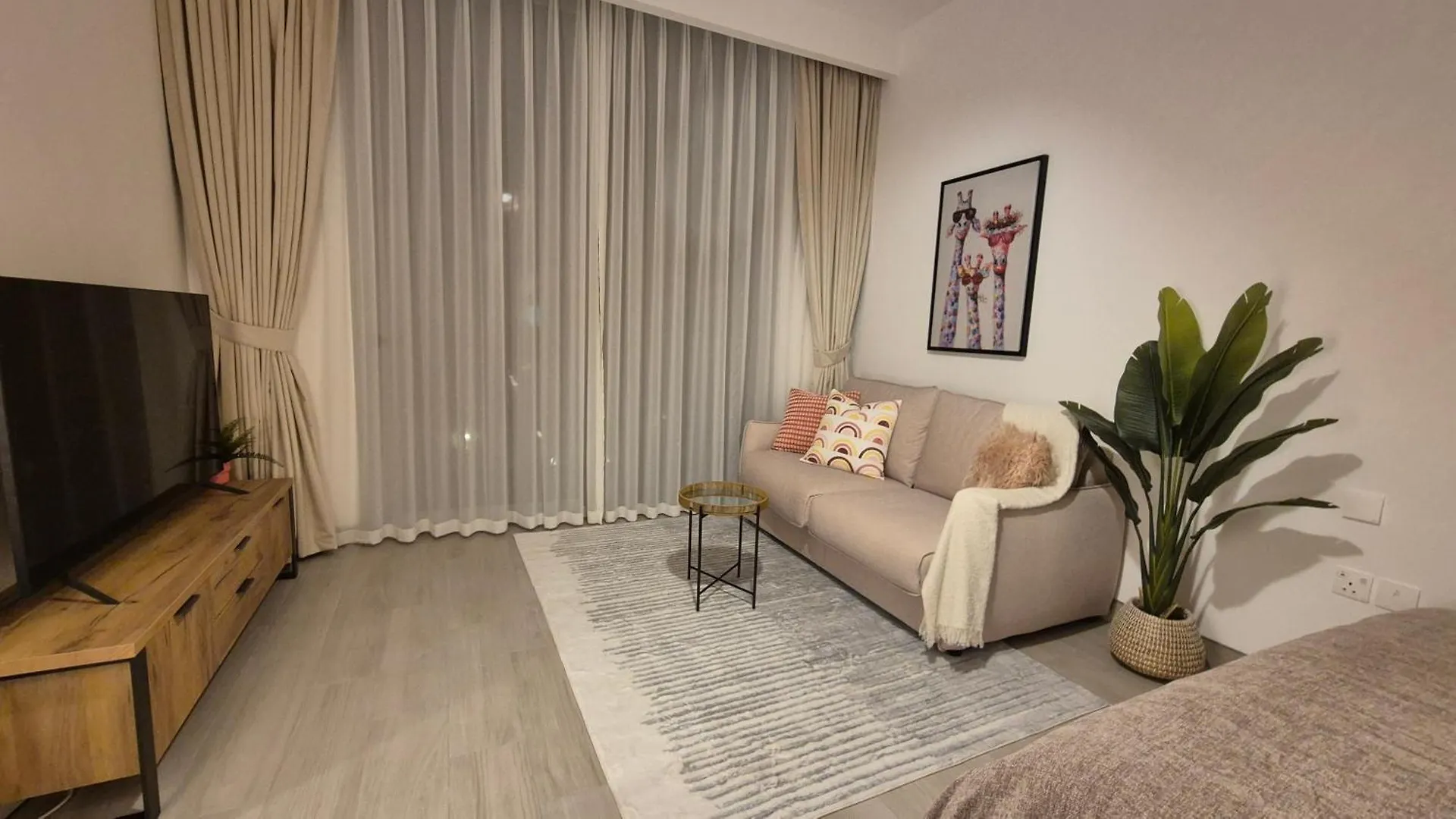 Deluxe Studio - Stylish & Cosy In Luma22 Dubaj 0*,  Spojené arabské emiráty