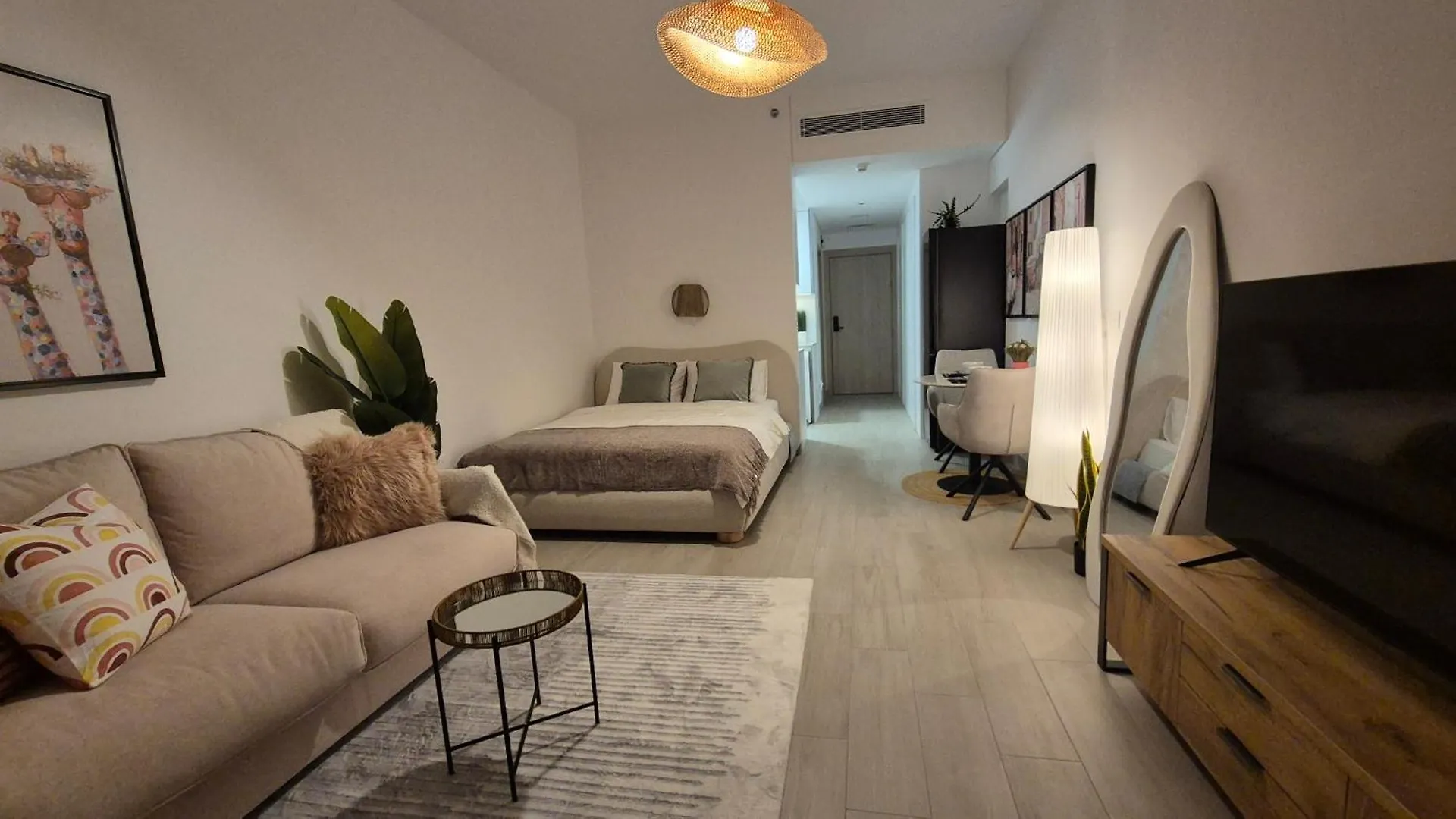 Deluxe Studio - Stylish & Cosy In Luma22 Dubai
