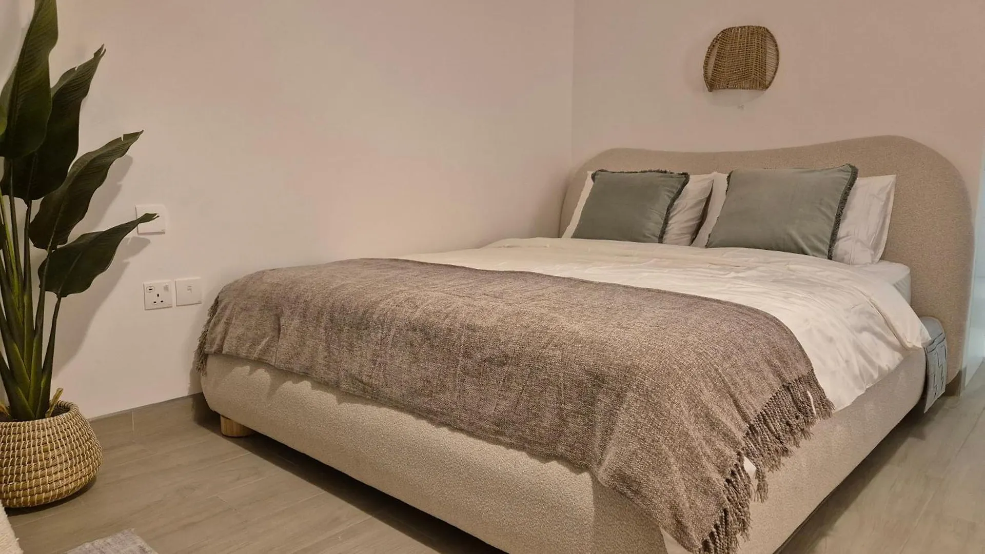 Deluxe Studio - Stylish & Cosy In Luma22 Dubai 0*,  United Arab Emirates