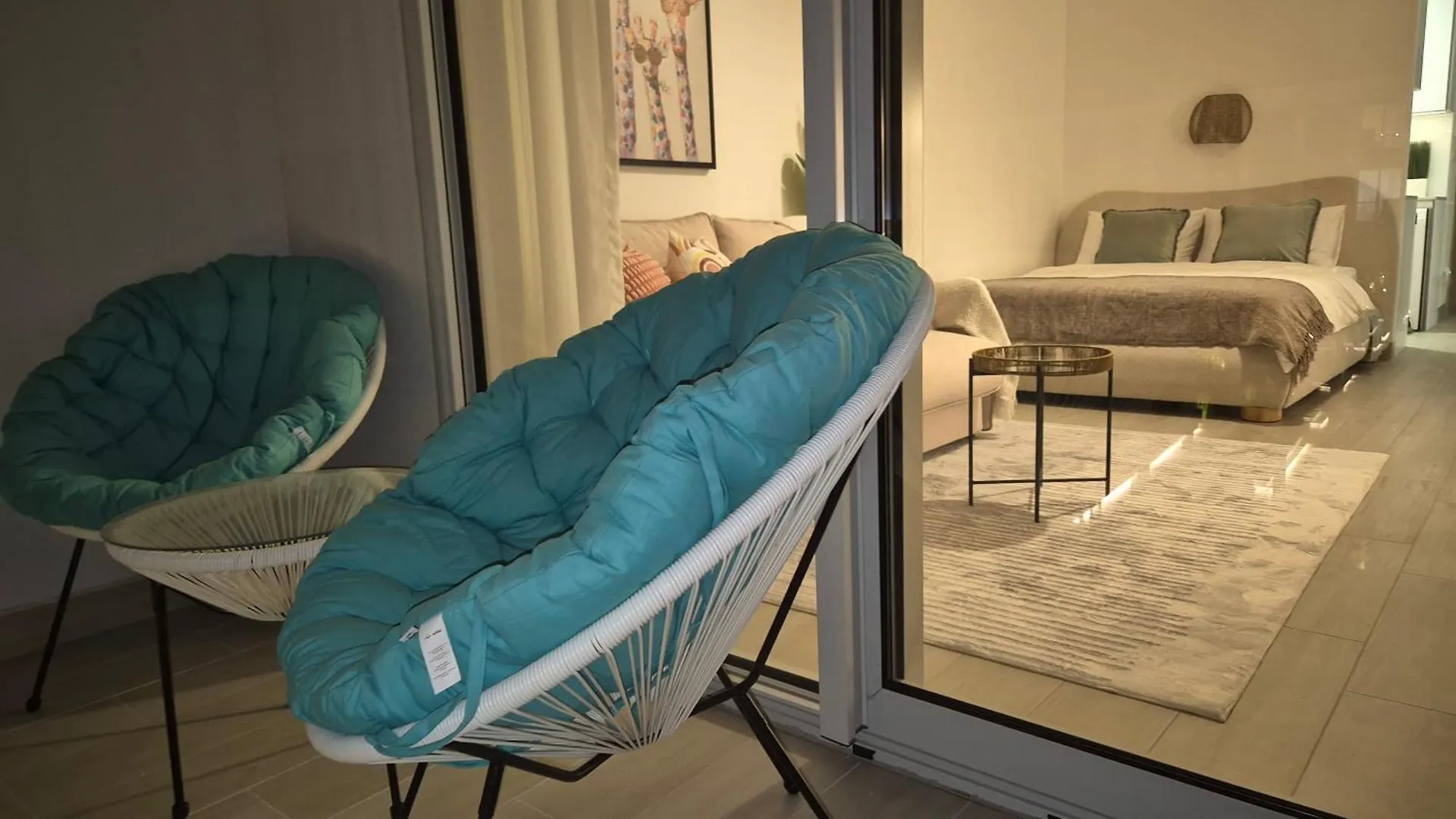 Apartment Deluxe Studio - Stylish & Cosy In Luma22 Dubai United Arab Emirates