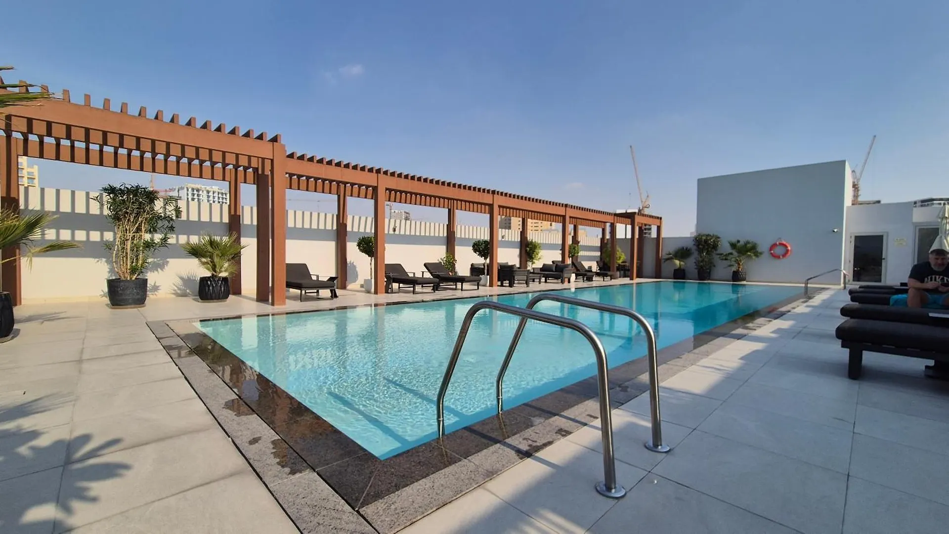 Deluxe Studio - Stylish & Cosy In Luma22 Dubai Apartment
