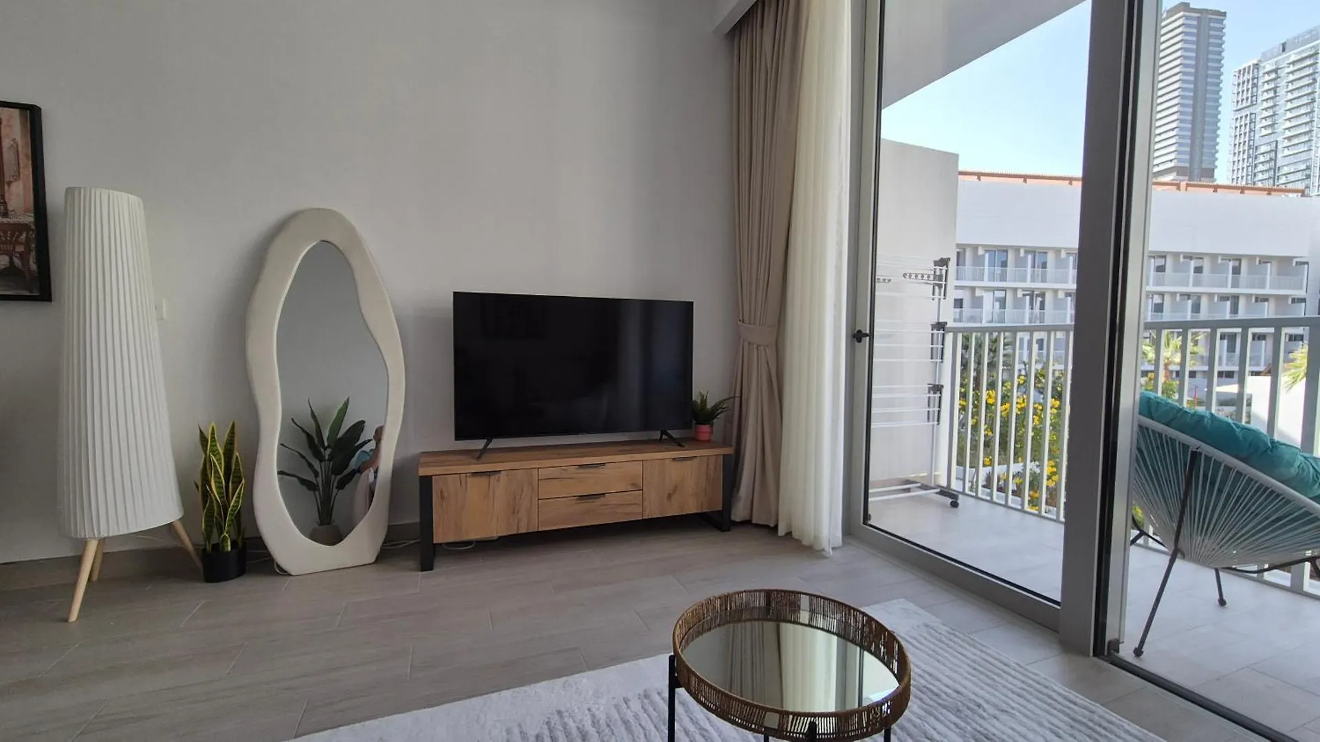 Apartment Deluxe Studio - Stylish & Cosy In Luma22 Dubai United Arab Emirates