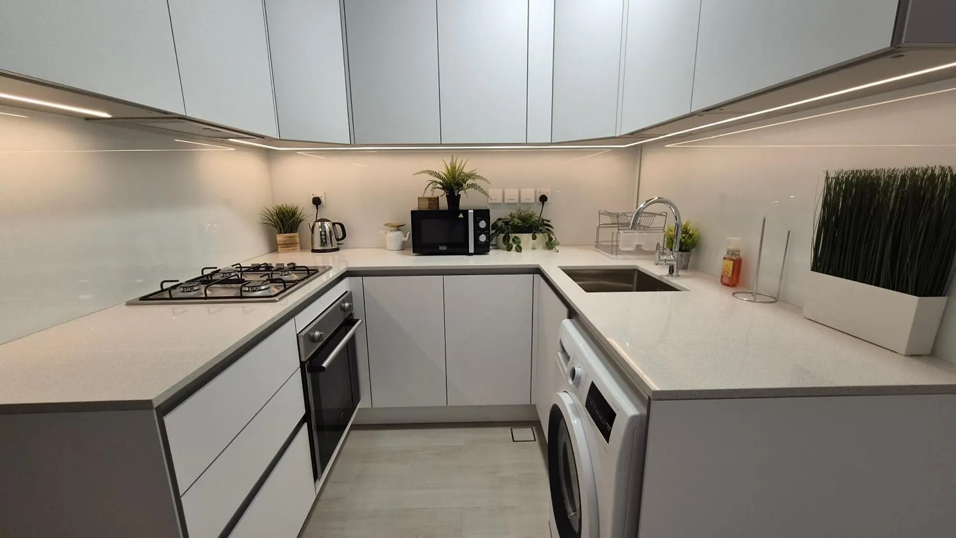 Deluxe Studio - Stylish & Cosy In Luma22 Dubai 0*,  United Arab Emirates